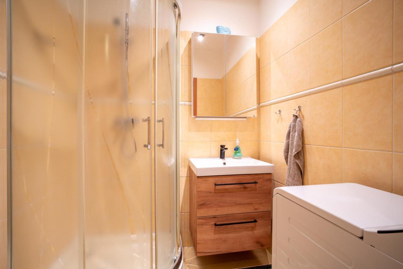 A Cozy Apartment In Bratislava Downtown Екстер'єр фото